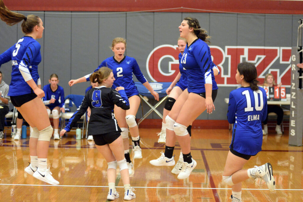 PHOTOS Twin Harbors teams get ready for season at Hoquiam Volleyball