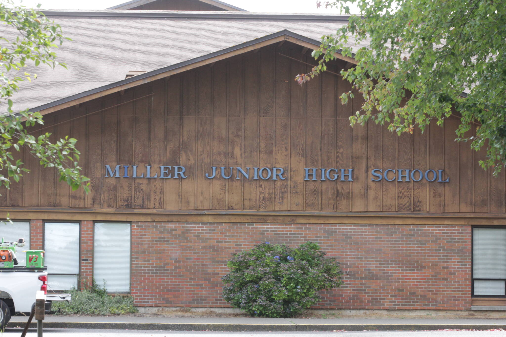 An anonymous caller threatened to shoot a student at Miller Junior High School Monday night, prompting an increased police presence. (Michael S. Lockett / The Daily World)