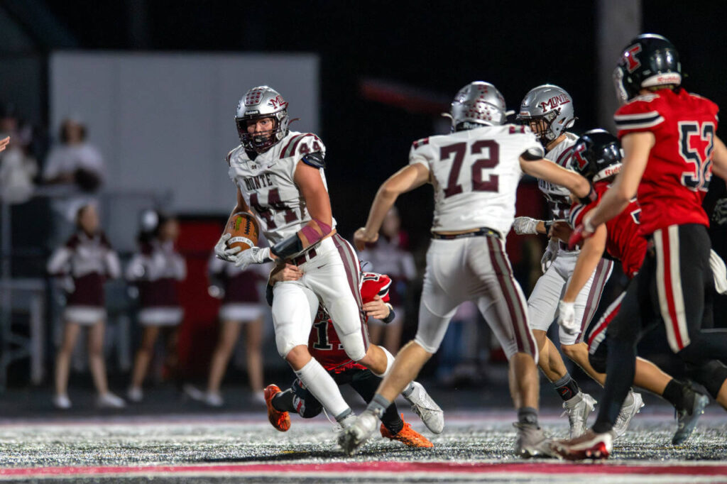 Prep Football Preview Montesano takes on talented, experienced Freeman