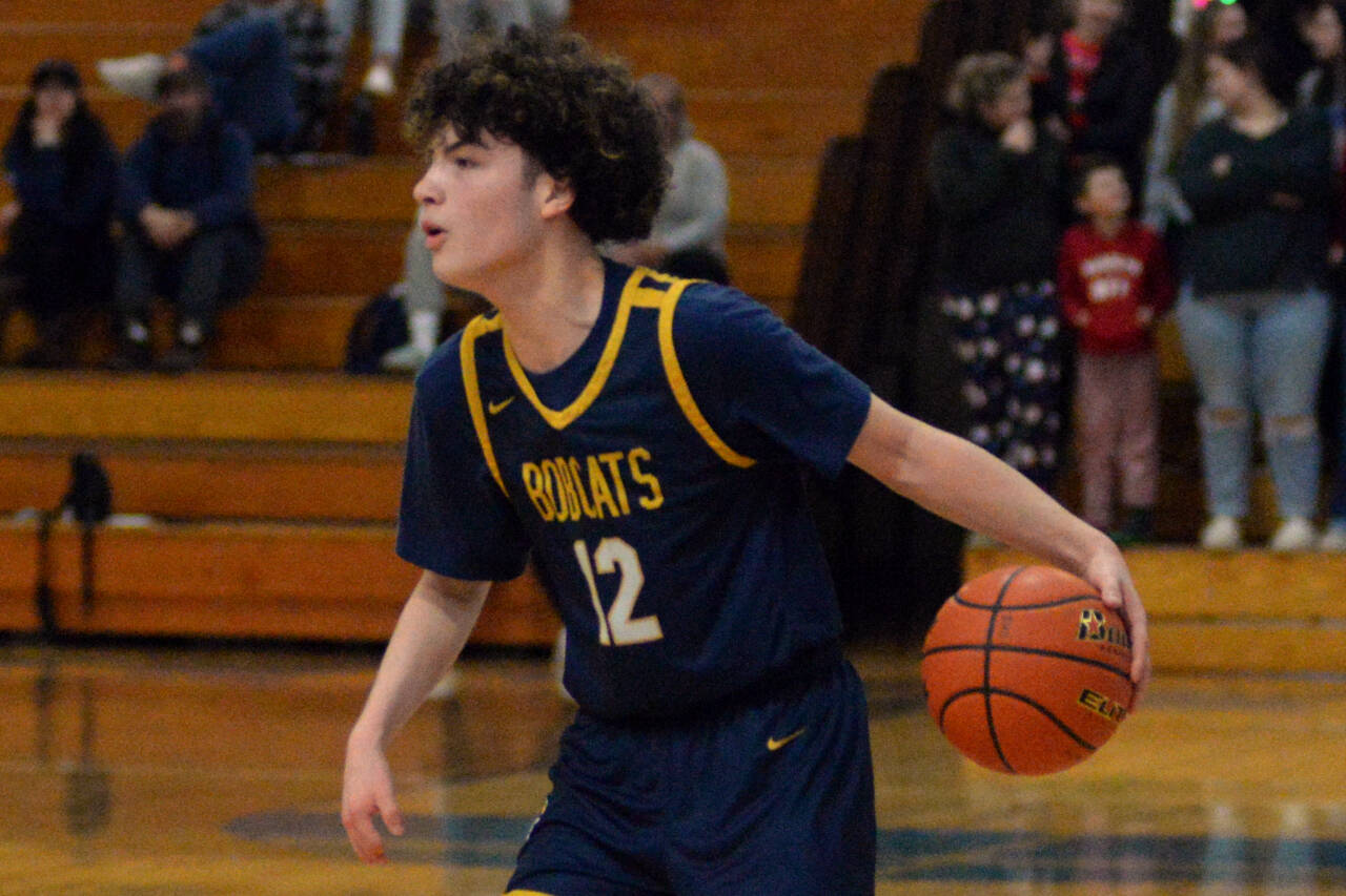 DAILY WORLD FILE PHOTO Aberdeen guard Manny Garcia, seen here in a file photo, scored 31 points to lead the Bobcats to a 72-49 victory over Centralia on Tuesday at Centralia High School.