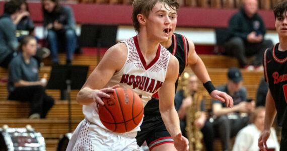 PHOTO BY FOREST WORGUM Hoquiam’s Zander Jump dribbles against Tenino in a 60-54 loss on Wednesday at Hoquiam High School.