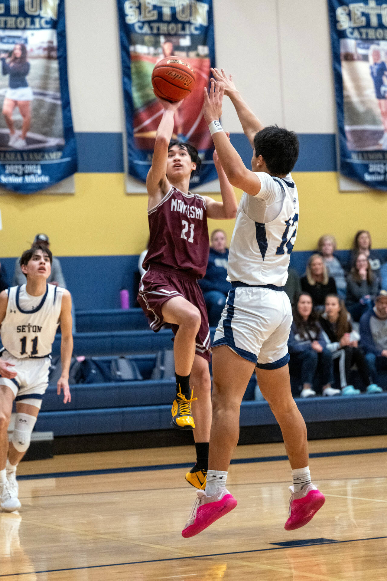 PHOTO BY FOREST WORGUM Montesano junior guard Delon Chan (21) earned a 1A Evergreen League First Team nod after scoring 16.6 points per game this season.