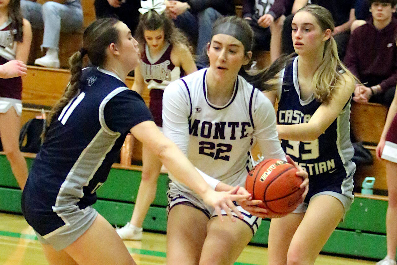 DAILY WORLD FILE PHOTO 
Montesano forward Ava Schrader (22) makes a move against Cascade Christian on Saturday, Feb. 24. Schrader and the Bulldogs face Lakeside (Nine Mile Falls) in a 1A State Round of 12 game on Wednesday in Yakima.