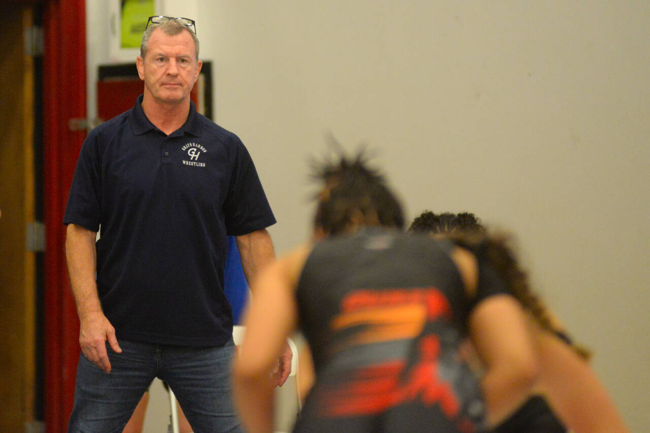 DAILY WORLD FILE PHOTO Grays Harbor College women’s wrestling head coach Kevin Pine, seen here from a tournament on Jan. 28 in Hoquiam, resigned as head coach on Monday.