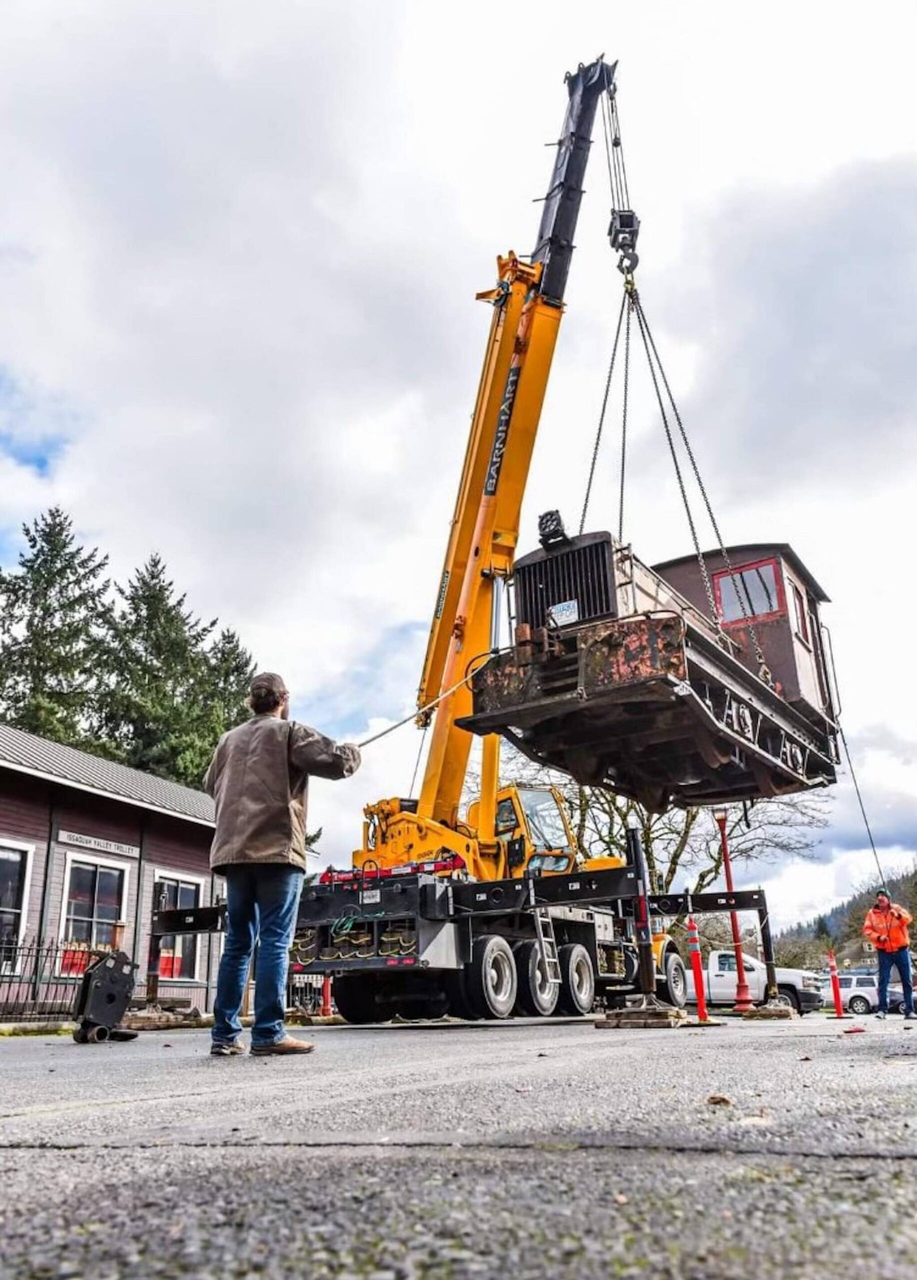 Spin Cycle Photography - Tyler Elliott
According to Tim Quigg, who helped bring the 99-year-old locomotive to Aberdeen, the workers tried to lift it with a 40-ton crane. The crane wasn’t strong enough, so they had to bring in a 60-ton crane to do the job in Issaquah.