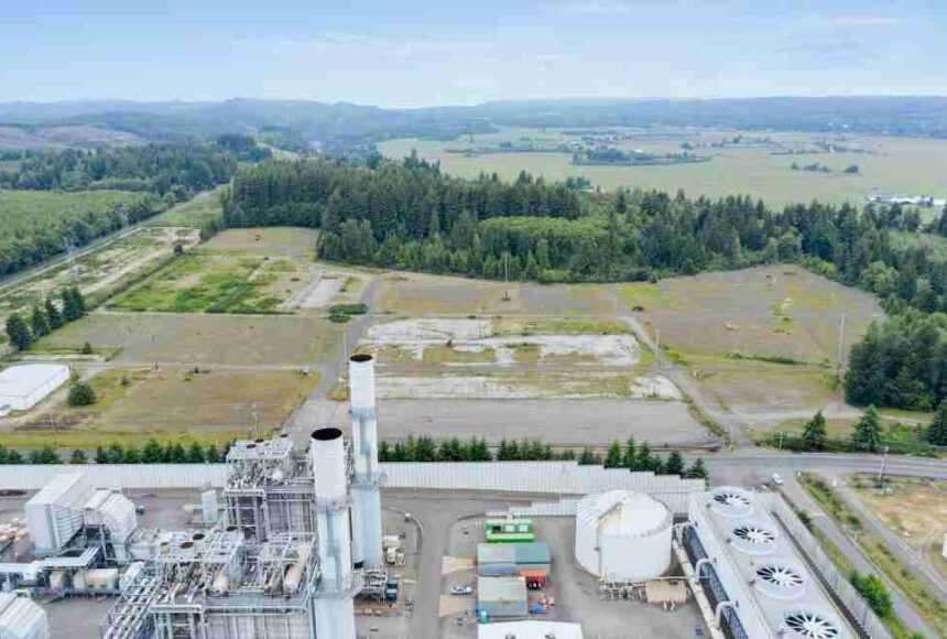 <p>Port of Grays Harbor</p>
                                <p>Invenergy’s natural gas power plant near Elma is Grays Harbor County’s largest taxpayer.</p>