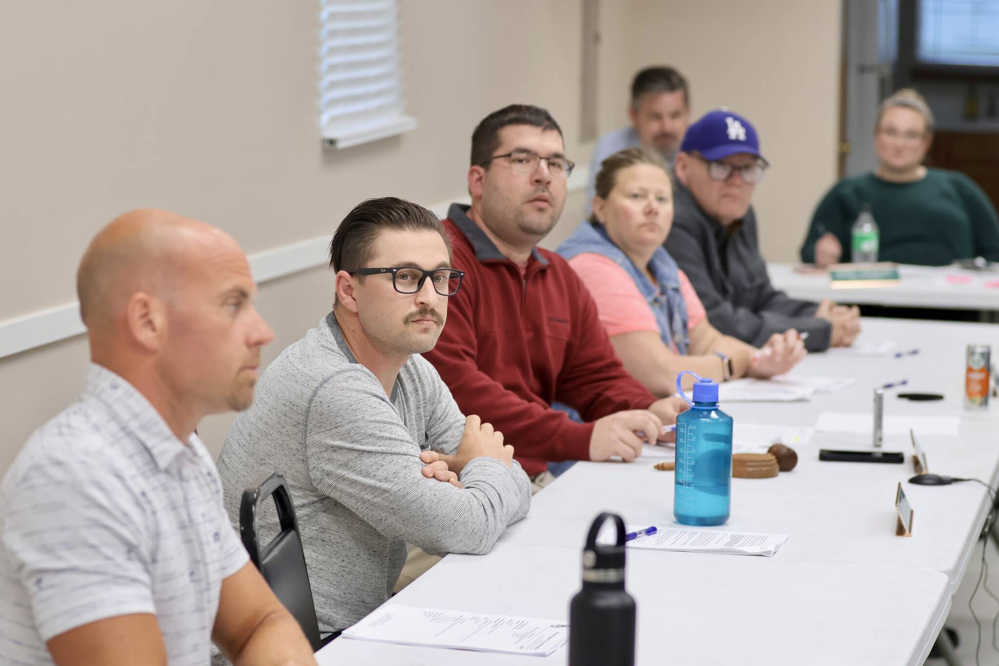 “Aurora” post, surveillance questions dominate McCleary city meeting