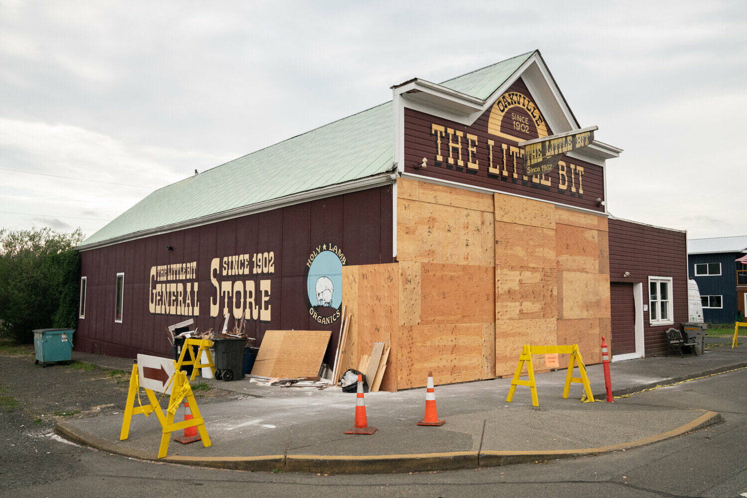 Otto Rabe / The Chronicle
The Little Bit General Store in Oakville was hit by a driver under the influence on Monday, Aug. 18, now boarded up for repair on Aug. 27.