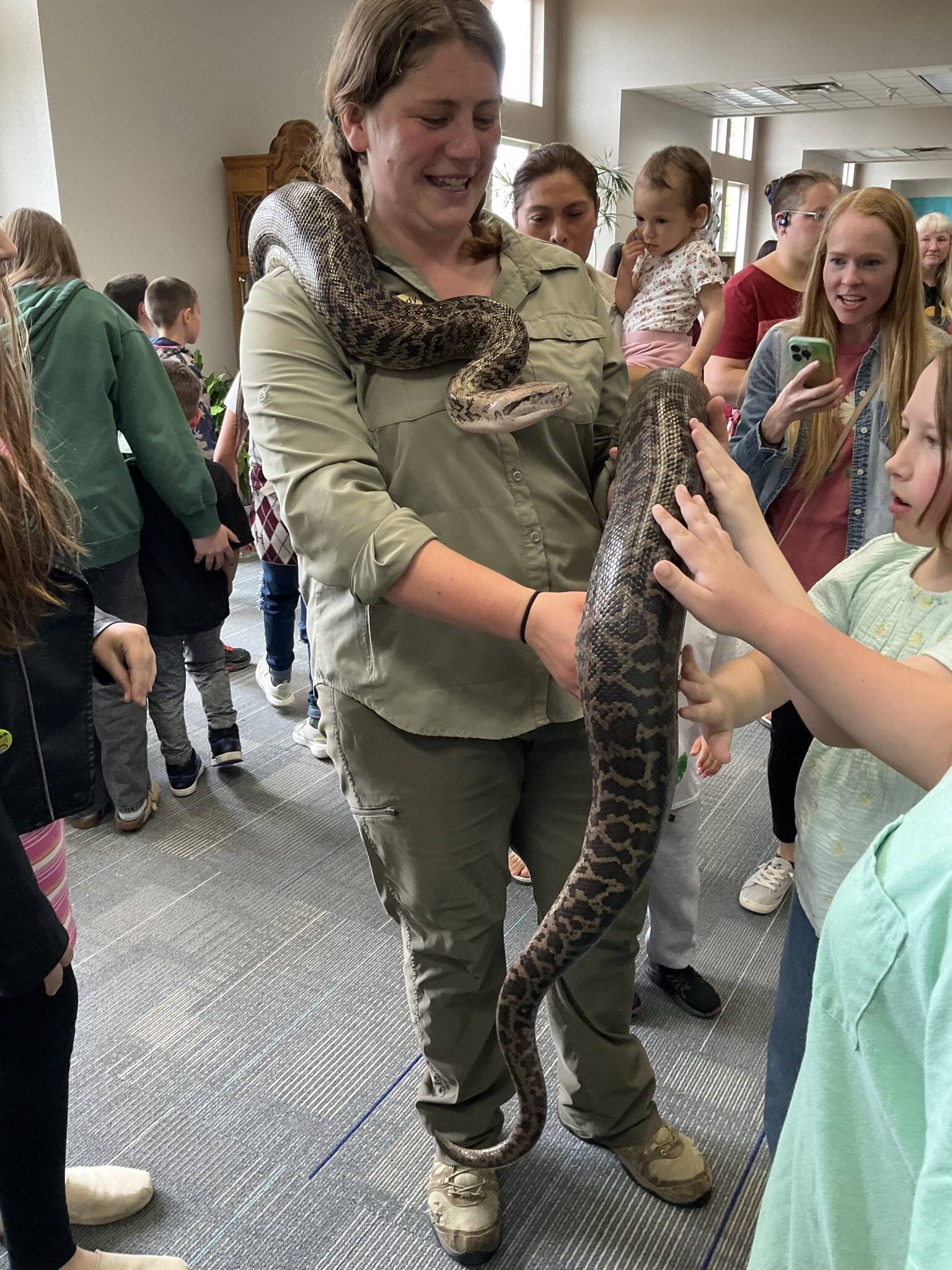 Elma Timberland Library
Timberland Regional Librarys Summer Library Program featured the Reptile Lady and her menagerie of rescued reptiles.