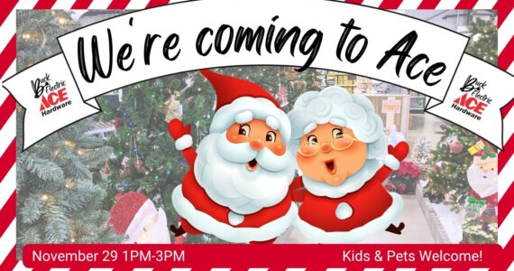 Santa and Mrs. Claus at Ace