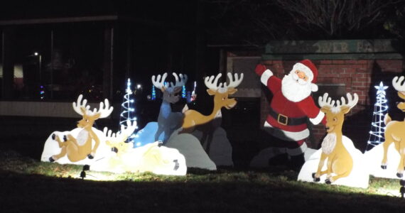Andrea Watts photos / The Daily World
Stop by Beerbower Park to take a photo with Santa and his reindeer.