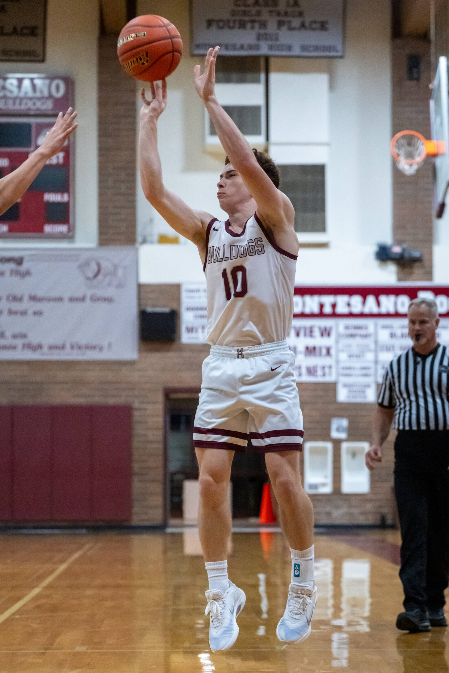 PHOTO BY FOREST WORGUM Montesano guard Terek Gunter, seen here in a file photo, was one of four Bulldogs to score nine points or more in a 57-30 victory over Rainier on Monday in Rainier.