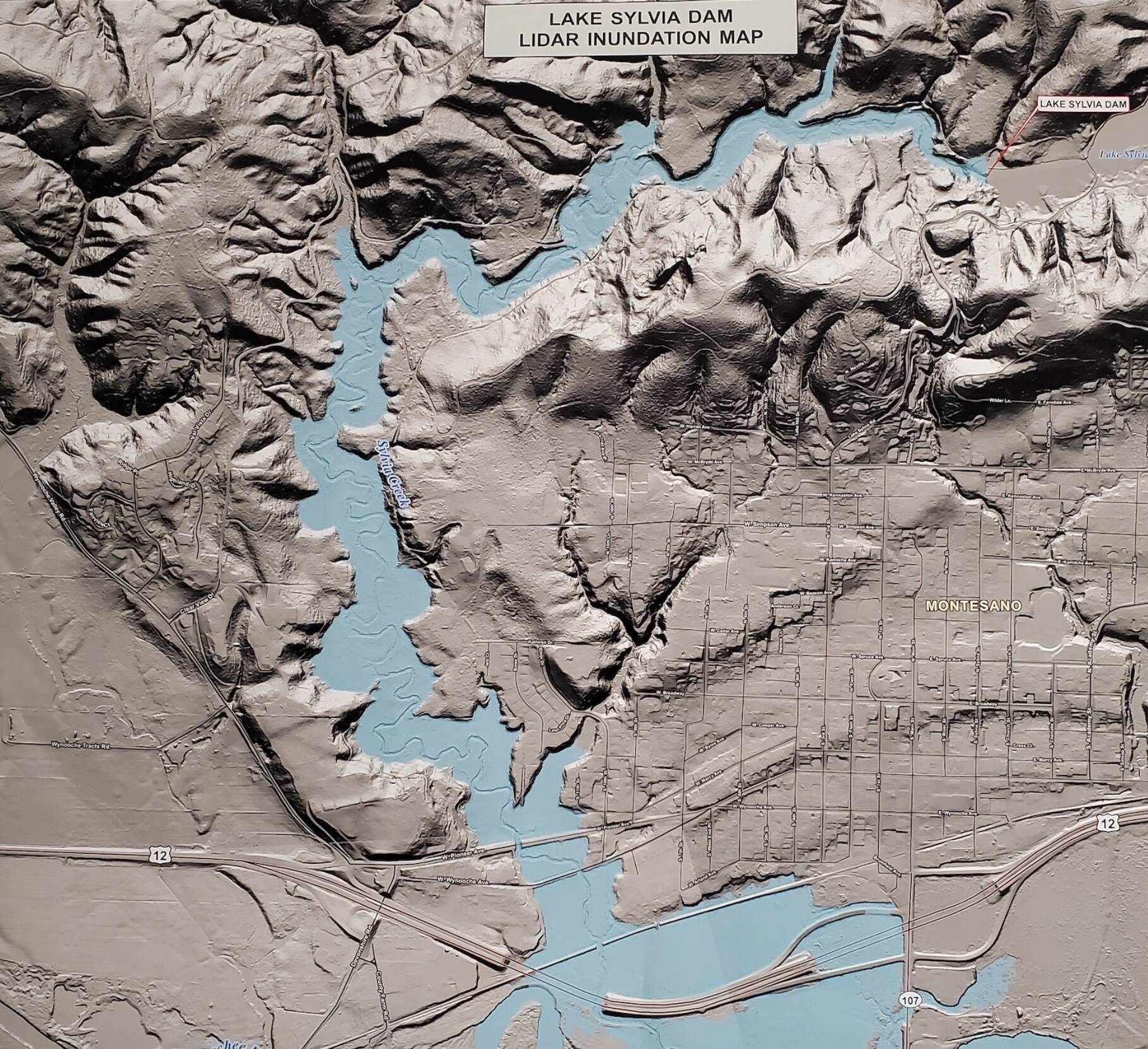 Andrea Watts / The Daily World
At the Lake Sylvia Dam Town Hall, residents had the opportunity to view the inundation map that Grays Harbor County Emergency Management created of the worst-case scenario if the Lake Sylvia Dam failed.