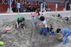 Committee recomends Center management proposal