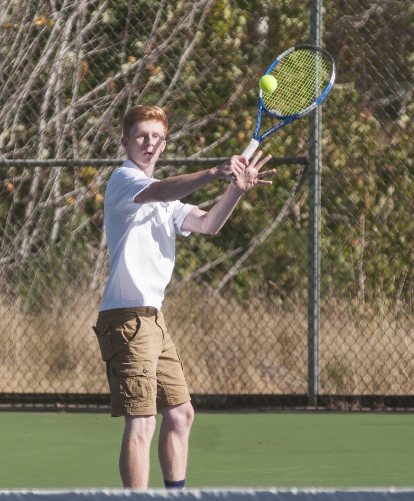 Aberdeen serves up Chehalis, 4-2
