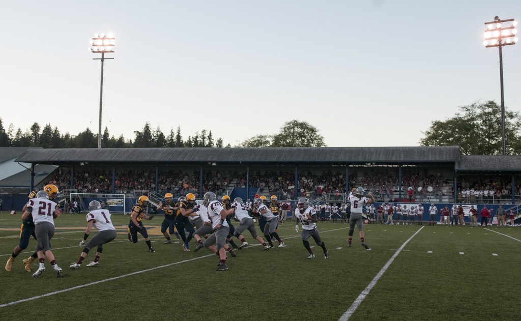 Hoquiam runs down Aberdeen, 35-7, for third straight rivalry win