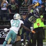 Seattle Seahawks wide receiver Doug Baldwin (89) catches the winning touchdown over Miami Dolphins cornerback Bobby McCain (28) late in the game on Sunday, Sept. 11, 2016 at CenturyLink Field in Seattle, Wash. (Jim Rassol/Sun Sentinel/TNS)