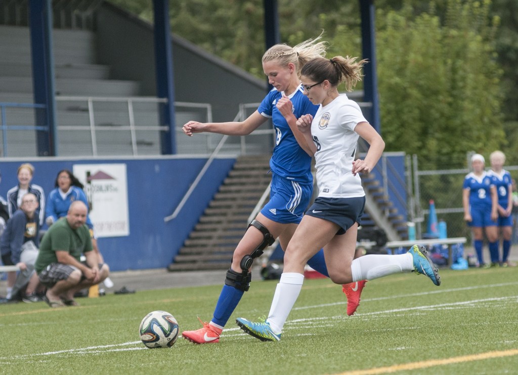 Elma outlasts Aberdeen, 2-1