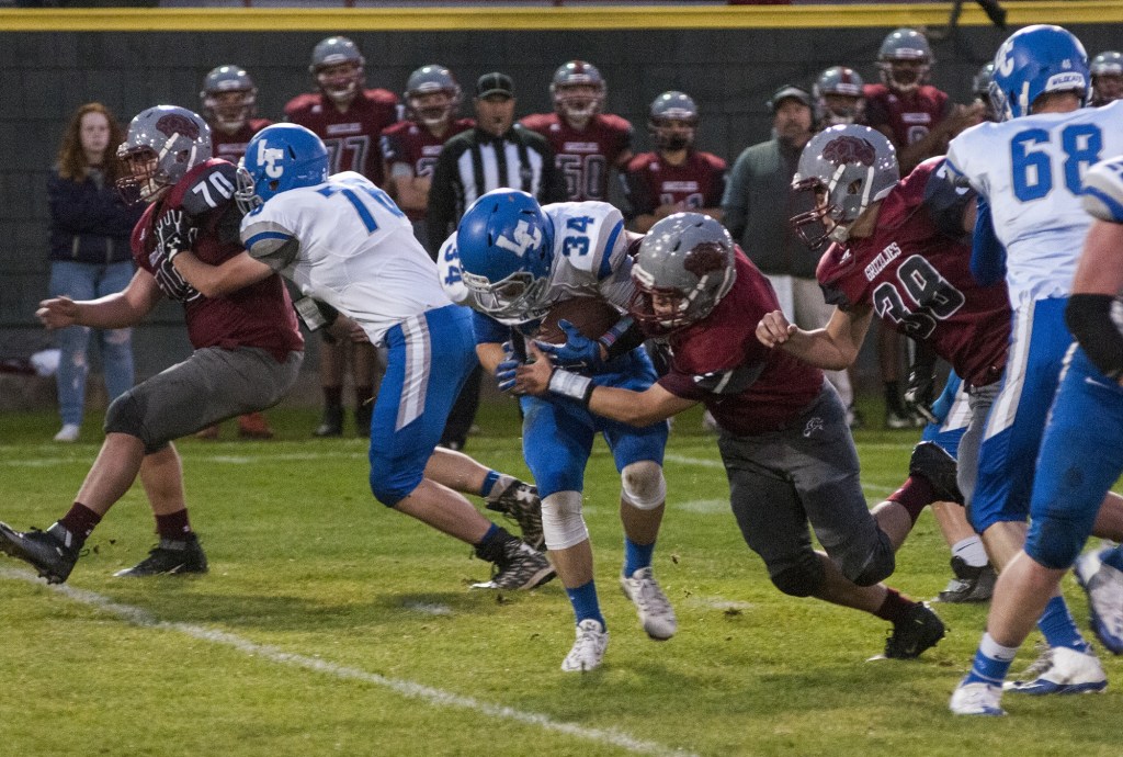La Center runs over Hoquiam, 30-6