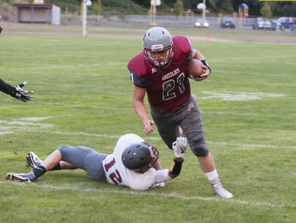 Chehalis runs over Hoquiam, 21-12