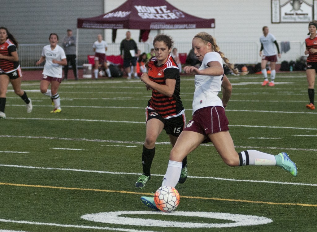 Bulldogs cage wily Tigers, 3-1