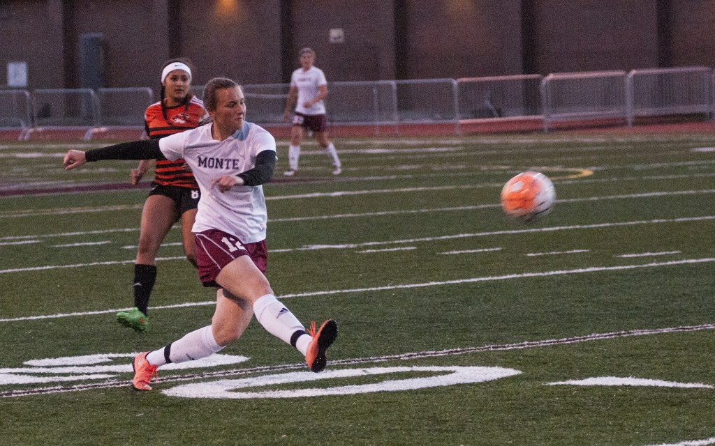 Bulldogs cage wily Tigers, 3-1