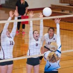 Elma outlasts Hoquiam in volleyball