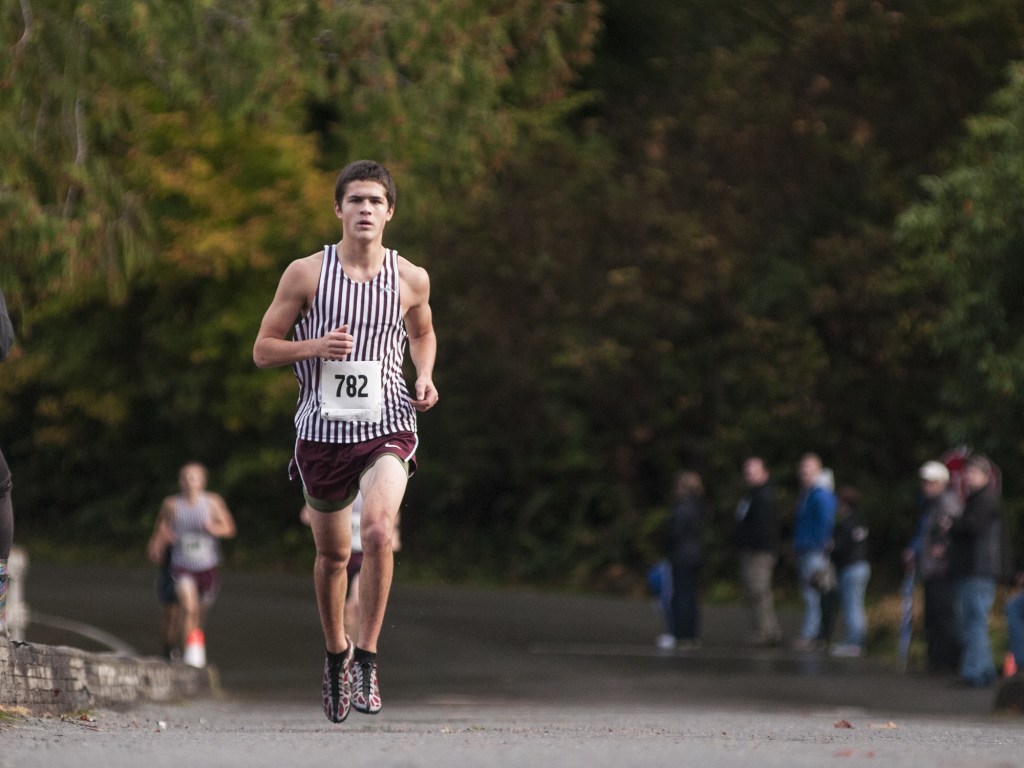 Monte’s Mustard rallies to win league cross country title