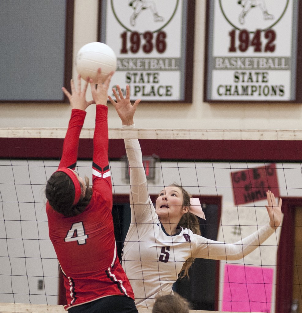 Grizzlies blast past Beavers