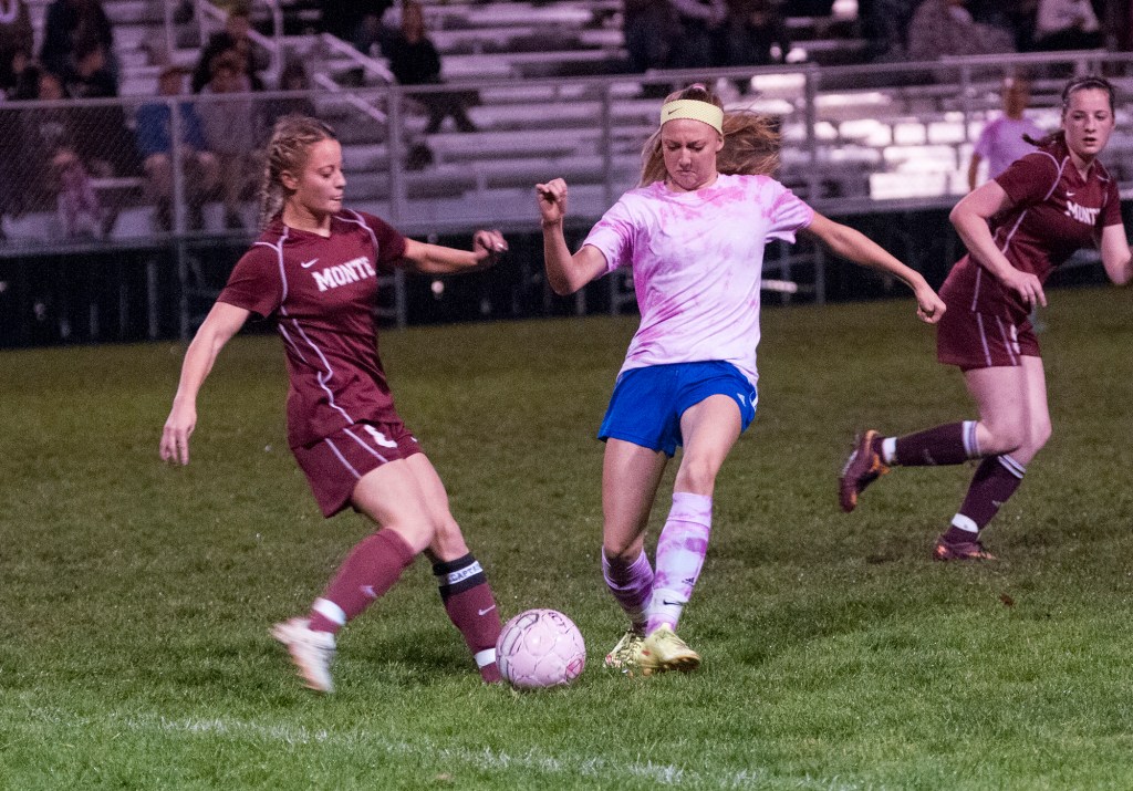 Montesano win league girls soccer title, 2-1, over Elma