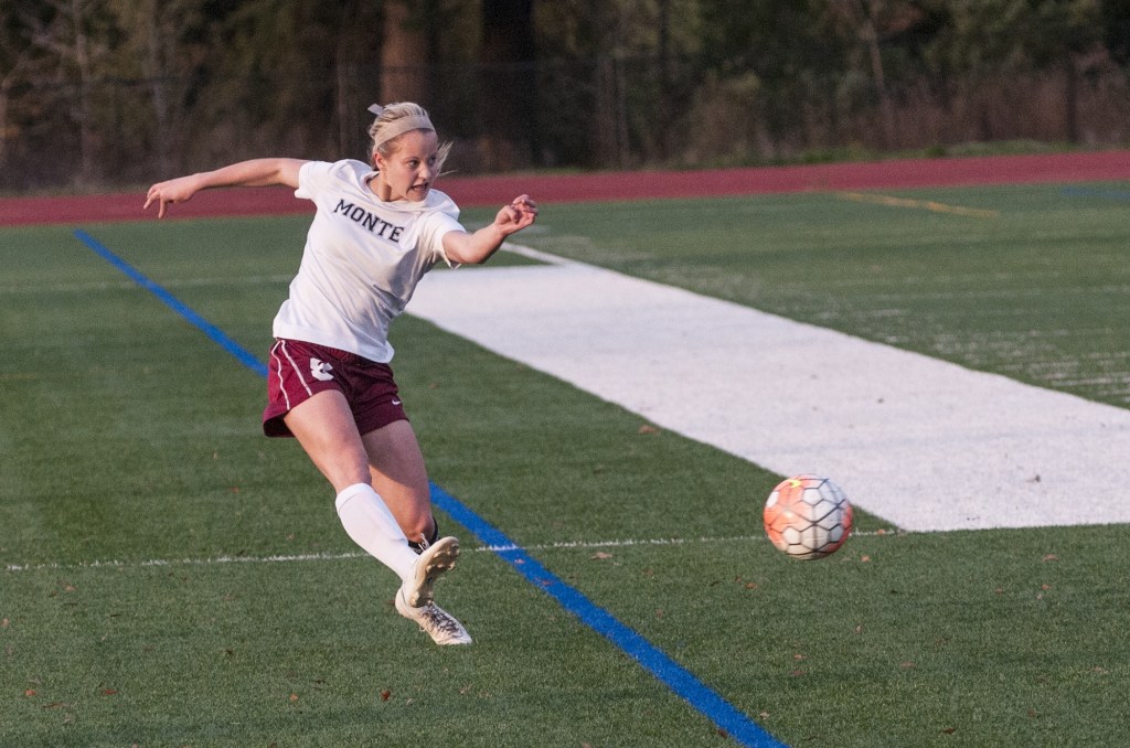 Bulldogs earn state berth with 2-1 win over Seton Catholic
