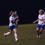 Eagles find offensive rhythm to roll past Wildcats 8-4