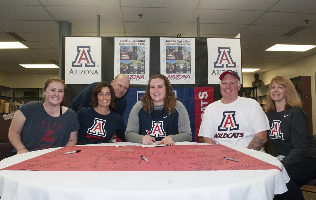 Spradlin inks letter of intent for Arizona