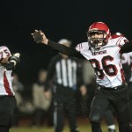 Late field goal helps Gulls sink Pirates, 16-14