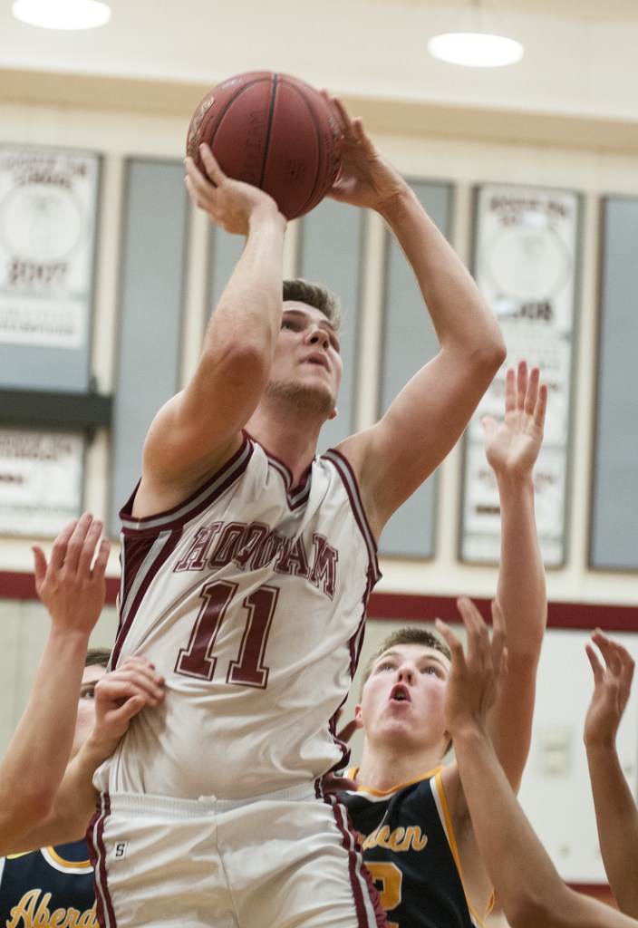 Sustained offense boosts Hoquiam past Aberdeen boys, 70-49