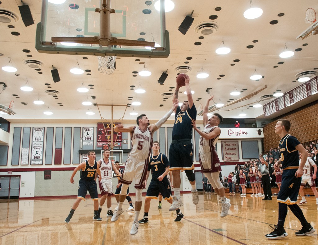 Sustained offense boosts Hoquiam past Aberdeen boys, 70-49