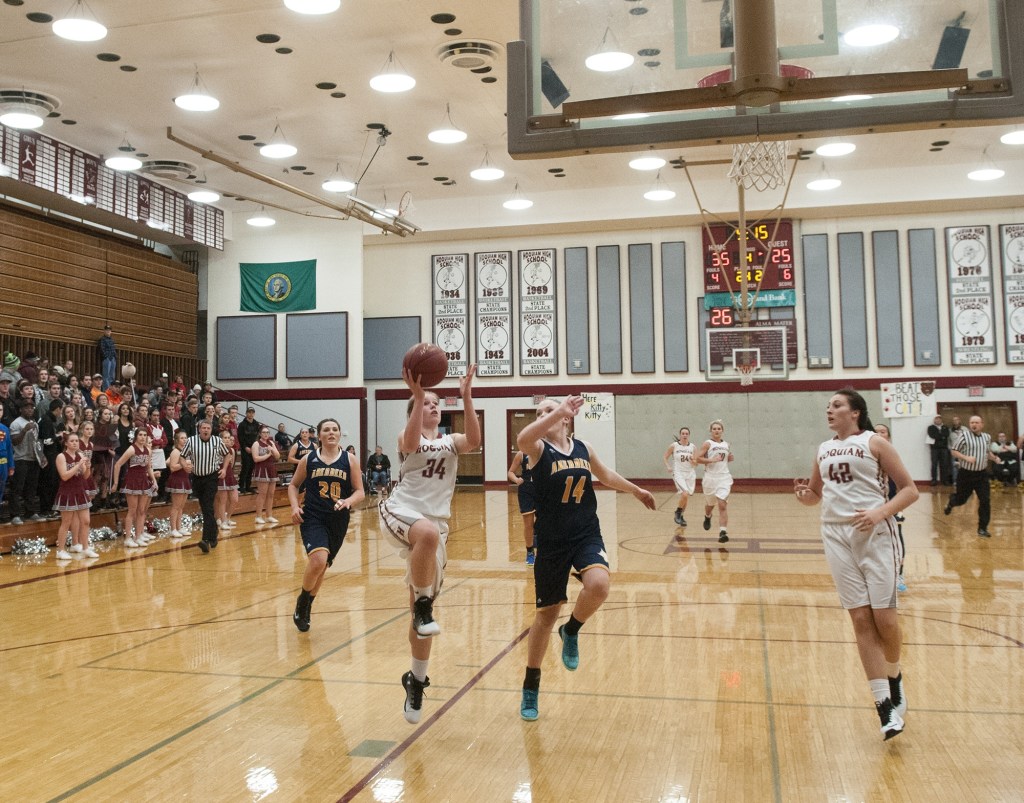 Hoquiam girls upend Bobcats, 42-31