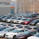 With holidays under way, lenders offer deals for car loans
