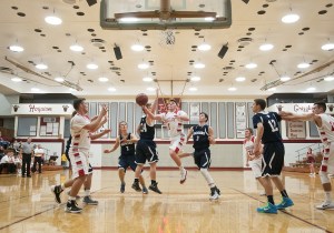 Fast-starting Grizzlies trounce Cascade Christian