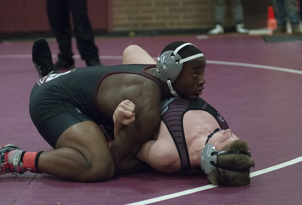 (Brendan Carl | The Daily World) Hoquiam&rsquo;s Artimus Johnson pins Montesano&rsquo;s Jesse Wojcik.