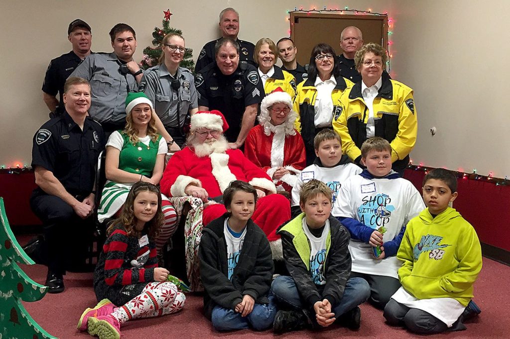 Dozens of Harbor kids benefit from ‘Shop with a Cop’ project
