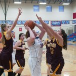 Willapa Valley uses long-range shooting to down Indians