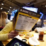 Buffalo Wild Wings said it plans &ldquo;minimal&rdquo; price increases after raising prices about 3.4 percent at company-owned restaurants over 12 months. (Phil Velasquez/ Chicago Tribune)