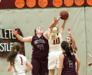 Montesano girls roll by Hoquiam, 66-30