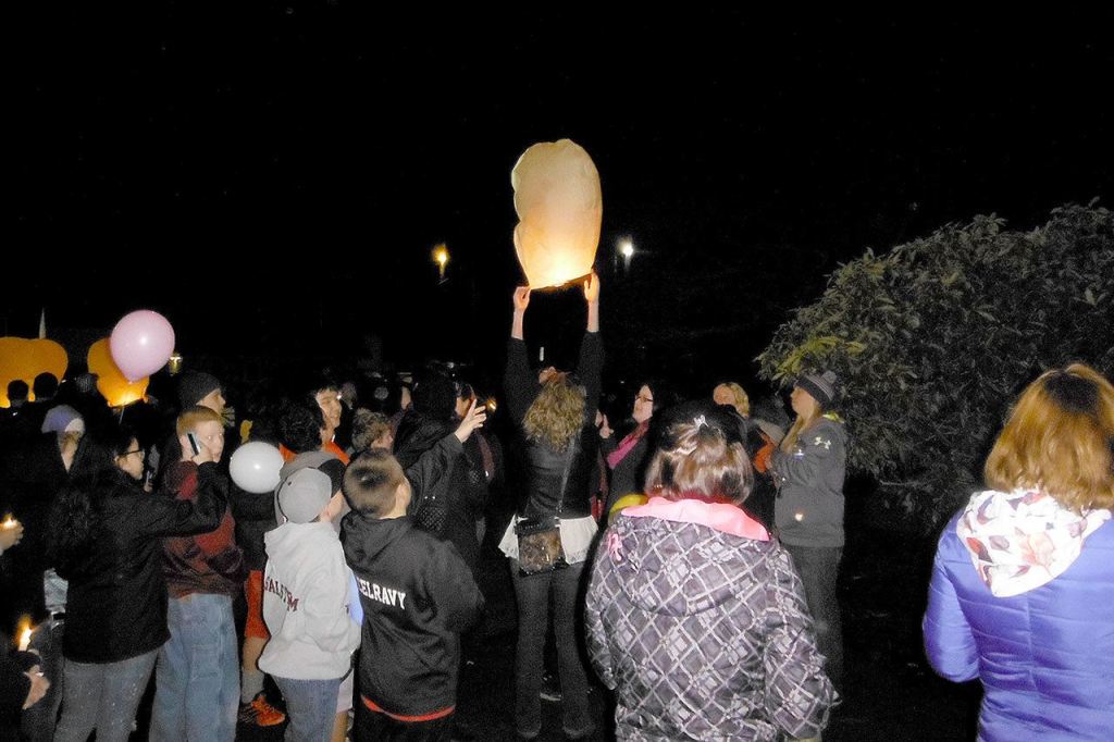 A vigil was held for Montesano murder victim Kenneth Koonrad at Fleet Park Thursday evening. Hundreds of friends, family and community members gathered, shared memories and sent lighted balloons aloft to honor the single father, found dead of gunshot wounds at a residence in Shelton Tuesday.