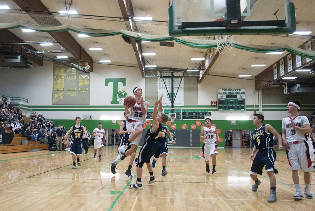 Taholah boys fly by Naselle for state basketball berth