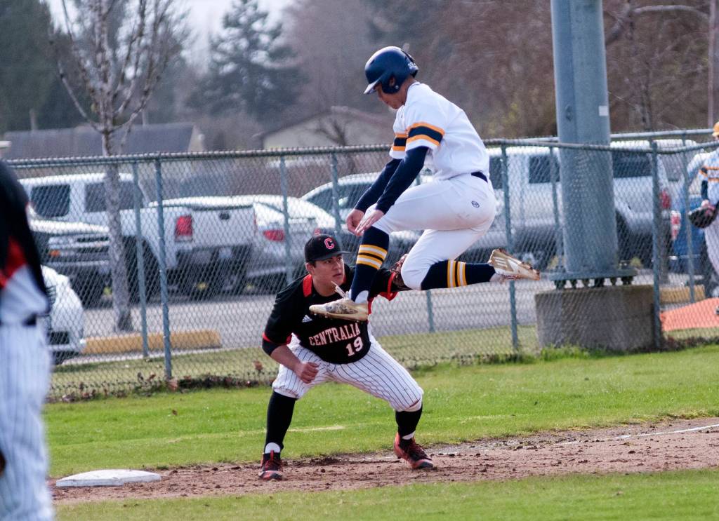 Bobcats cant get timely hits in 5-1 loss to Centralia