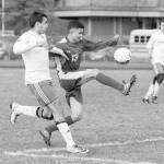 Grizzlies maul Eagles, 8-1