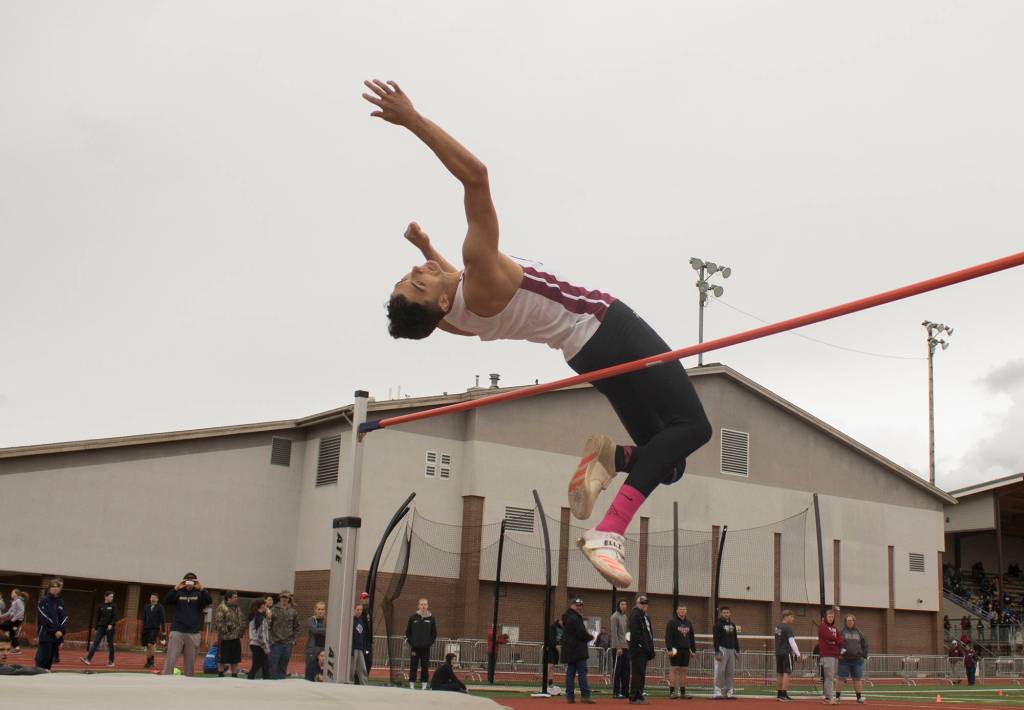 Montesano boys, Elma girls win Evergreen 1A League track titles