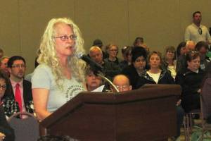 Scott D. Johnston photo Ocean Shores resident Patricia Main speaks about crime in her neighborhood at a City Council meeting on May 8.